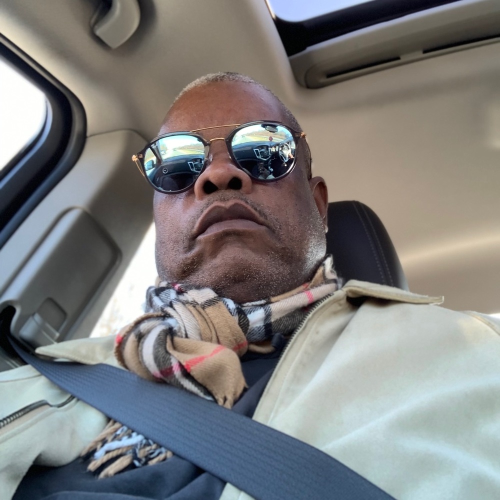 Meet your Posher, Dwayne